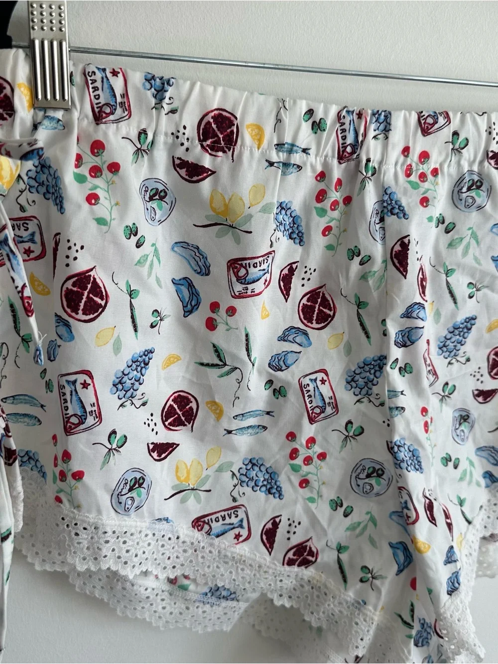 Colsie lightweight white